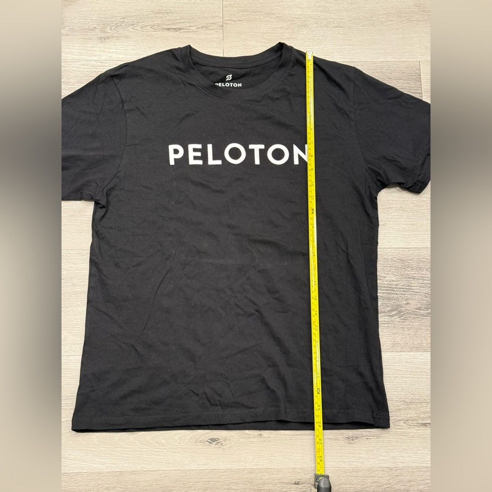 PELOTON Century Ride Black Short Sleeve Tee Unisex Size Medium New without tags - Picture 3 of 7